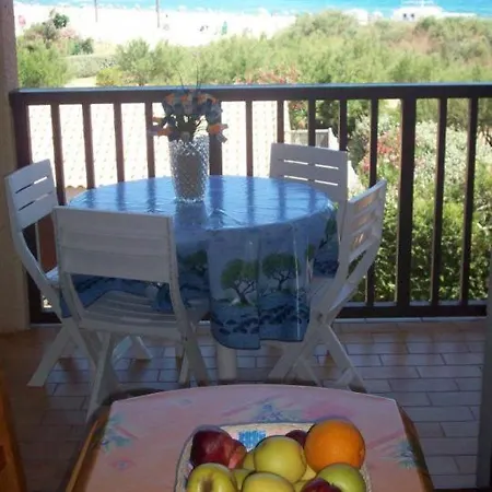 F2 - Front De Mer - Les Pieds Dans L'Eau - Appartement Situe A Saint-Cyprien Plage Sud - 30M Mer Et Plage - Et Non 500M- Avec Une Belle Vue Sur Mer Depuis La Terrasse - Piscine - Parking Privatif - 4 Personnes Exterior photo